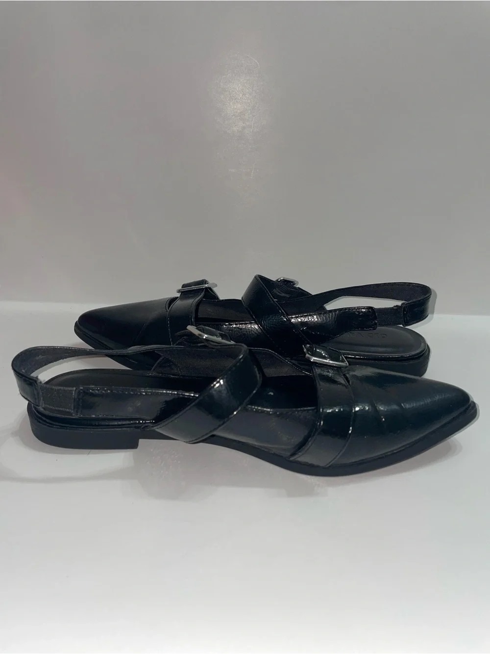Old Navy Black Pointed Slingback Double Buckle Straps Flats Women’s Size 8